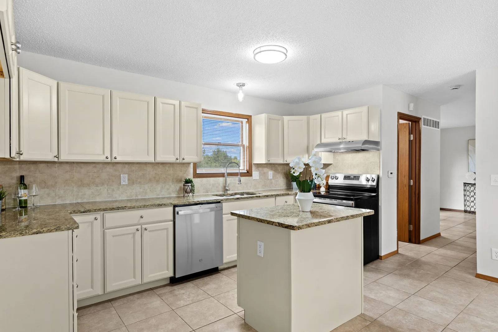 Kitchen granite island